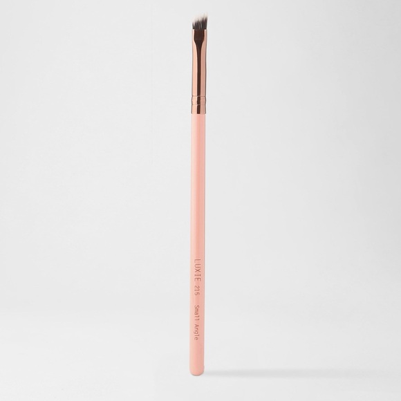 LUXIE 215 SMALL ANGLE MAKEUP BRUSH - Picture 1 of 4